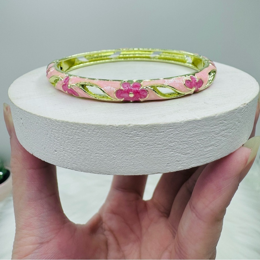Pink Floral Theme Enamel Hollow Out Cloisonne  Bangle